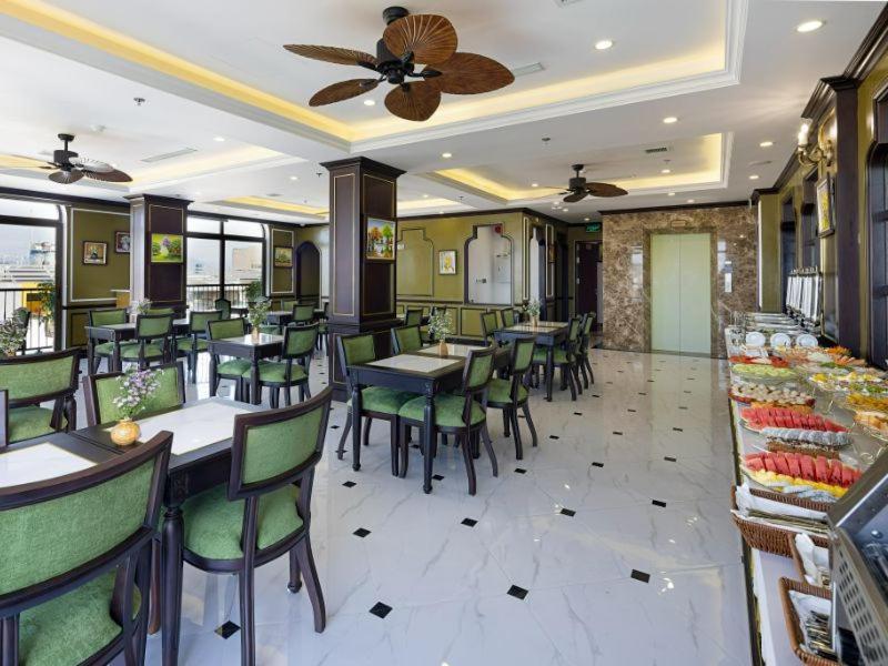 Charming Beauty Hotel Da Nang Buitenkant foto